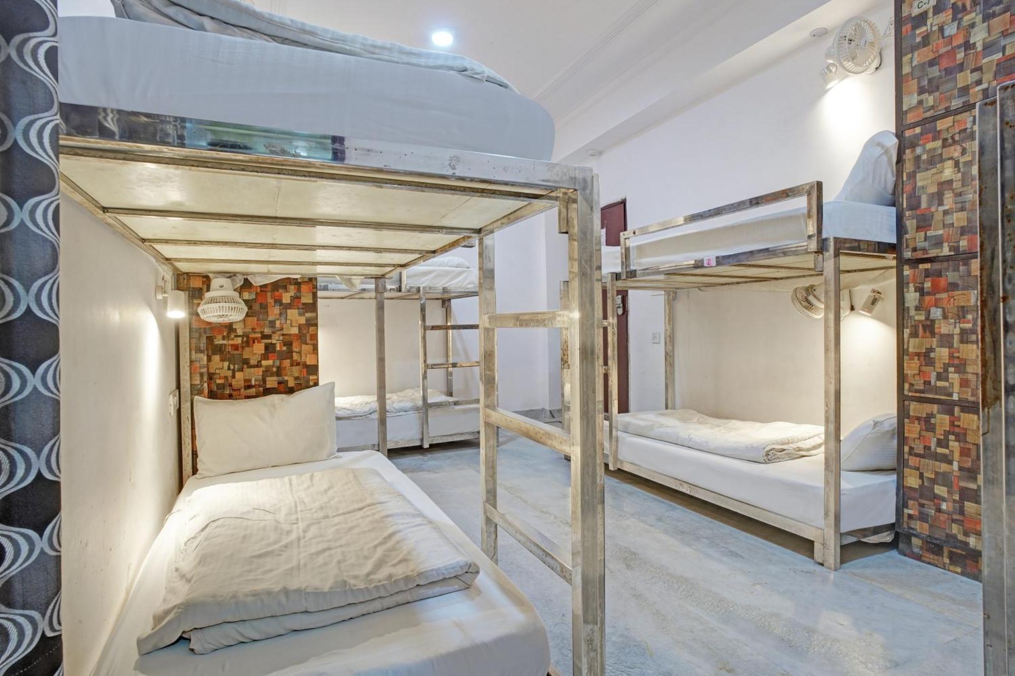 The Hindustan International - Traveller's Choice Award 2025 Of Winning 4* New Delhi