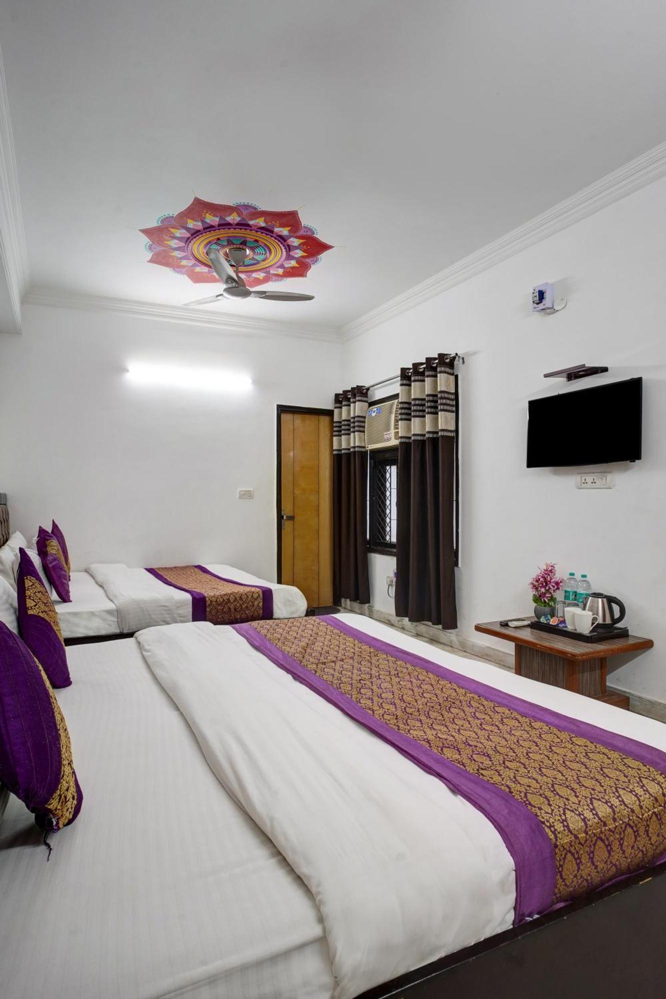Hotel The Hindustan International - Traveller's Choice Award 2025 Of Winning 4*