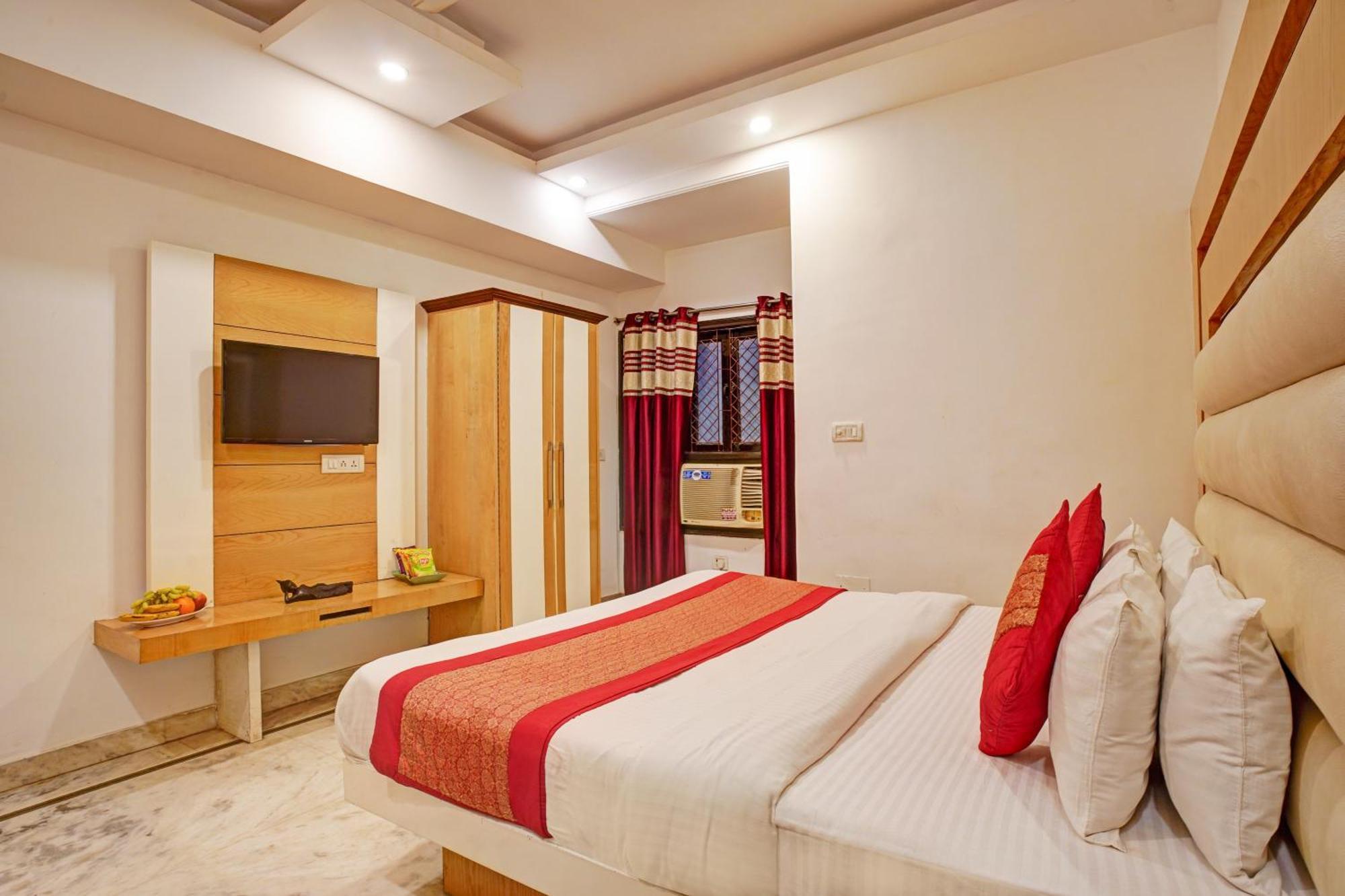 The Hindustan International - Traveller's Choice Award 2025 Of Winning Hotel New Delhi