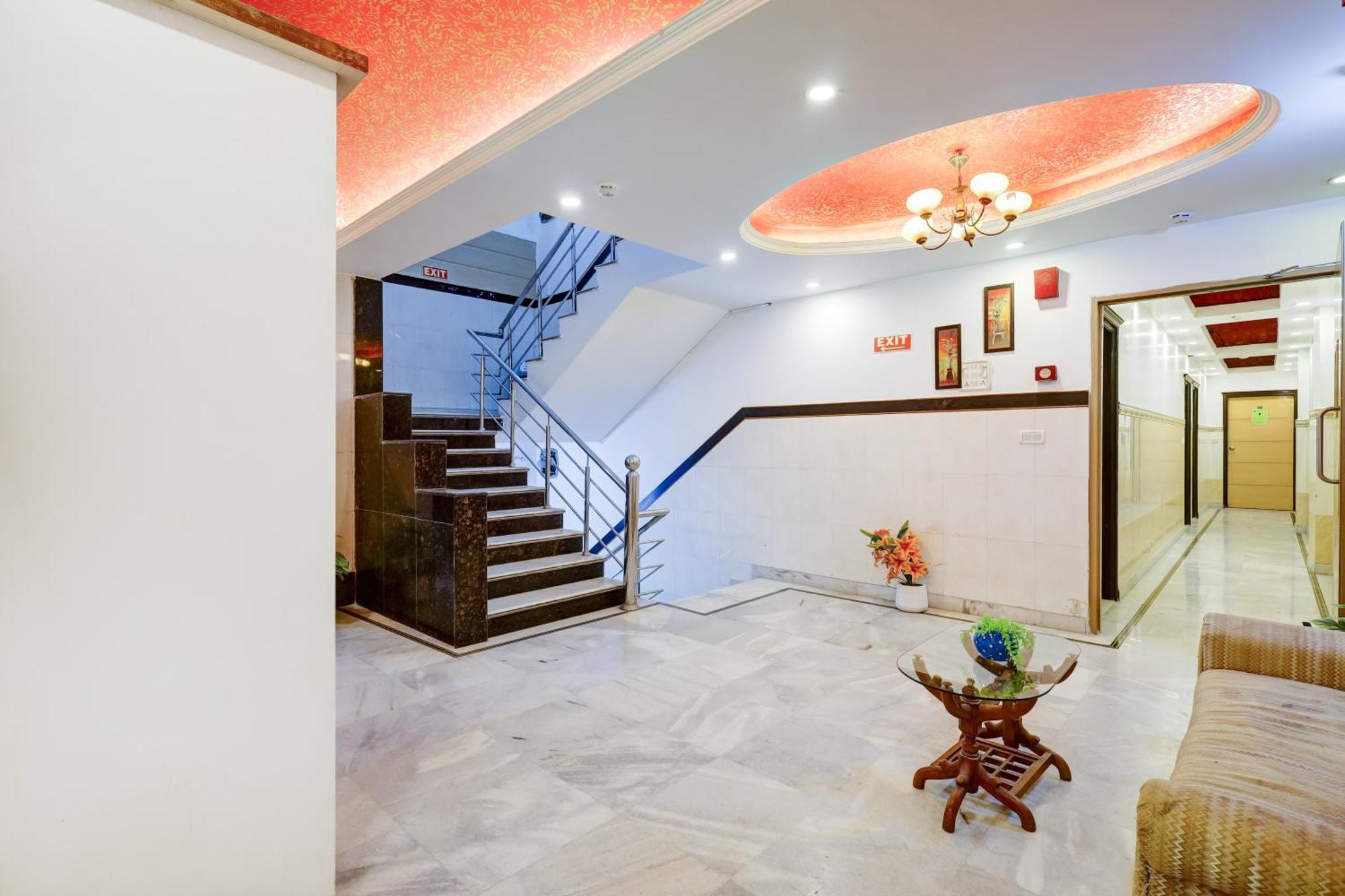 Hotel The Hindustan International - Traveller's Choice Award 2025 Of Winning
